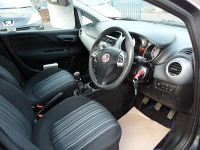  2010 Fiat Punto 1.4 8v 5dr thumb 7