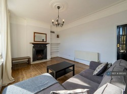 3 Bedroom Flat in Priory Road, London thumb-45756