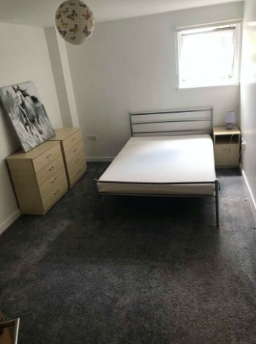 2 Bedroom Apartment to Rent  5