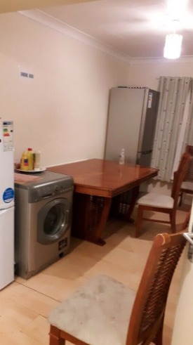 Large Single Room £400 Per Month in South Harrow  3