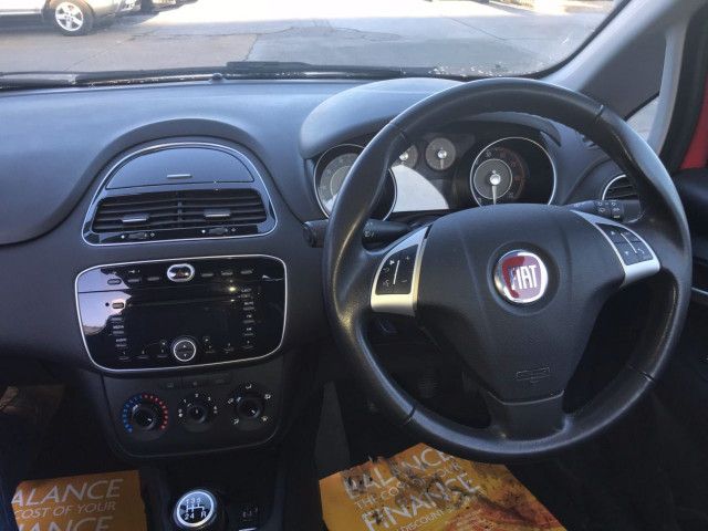  2015 Fiat Punto 1.2 3d  7