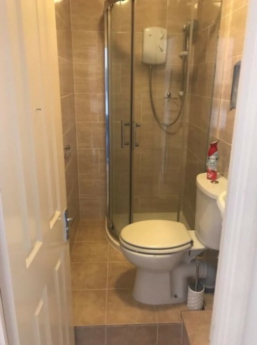 Large Double Room with Own Shower Room to Rent  0