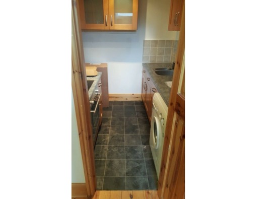 2 Bedroom Terraced House to Let  0