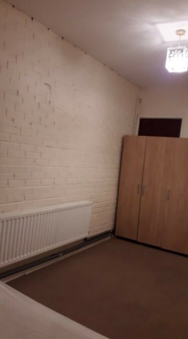 Large Single Room £400 Per Month  1