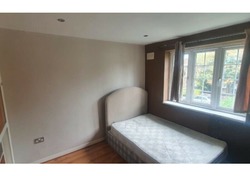 2-Bed Flat in Tottenham thumb-46303