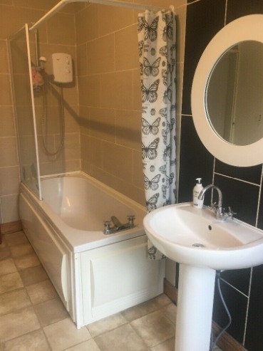 2 Bed House to Rent - Stoke  9