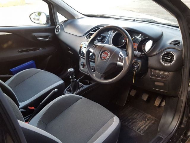  2012 Fiat Punto 1.2 3d  5