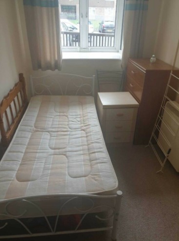 Rooms Available, Norton Close  0