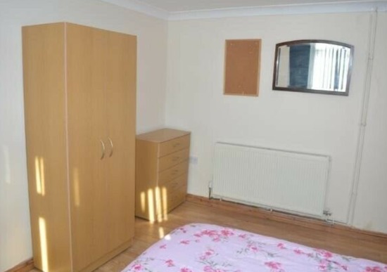 Large Double Rooms To Rent  2