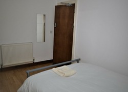 Rooms to Rent Diana Street, Cardiff thumb 5
