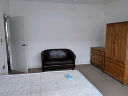 2nd of 2 Rooms to Let - House