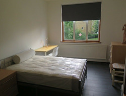 A Large Double Room within a House Share