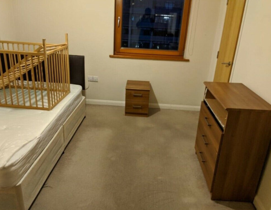 Beautiful 1 Bedroom Flat to Let  8