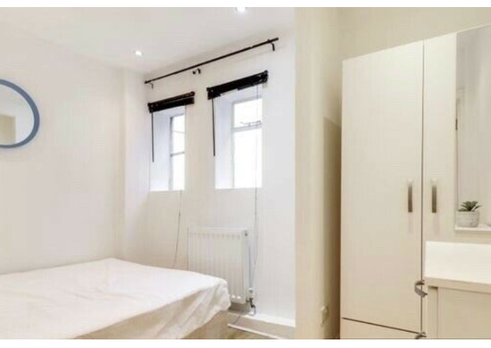 Newly Refurbished 3 Double Bed Flat  2