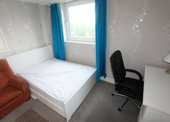 Spacious Double Room Now Available in N22  2