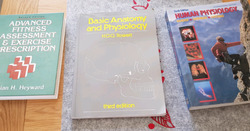 A Range of Sports Science Uni Books