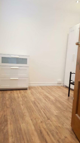Rent Single Rooms close to Winchmore Hill Station N21
