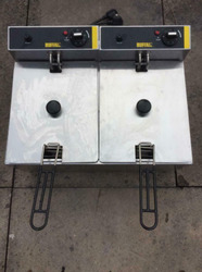 Buffalo Double Fryer. Catering Equipment. Commercial Fryer thumb-47850