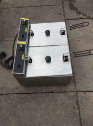 Buffalo Double Fryer. Catering Equipment. Commercial Fryer thumb-47853