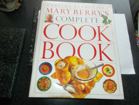 Mary Berry Cooking Book  0