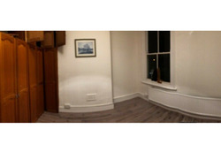 3 Bedroom First Floor Flat to Let thumb-47936