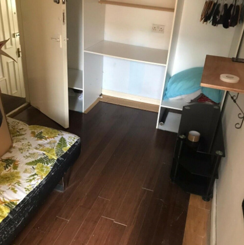 3 Bedroom Flat to Rent  2