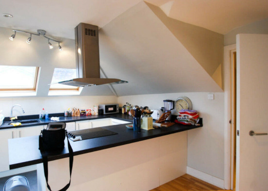 Stunning Two Bedroom Flat in NW2  2