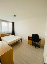 Spacious Large Double Room to Rent thumb 1