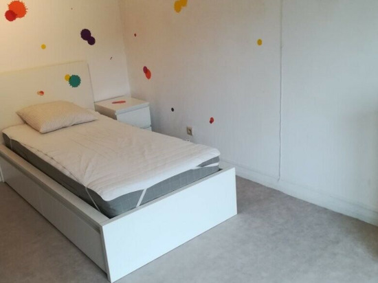 Newly Renovated Room to Rent in Shared House  0