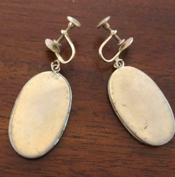 Antique 1900s Art Deco Creamy Mother Of Pearl Oval Drop Screw Back Earrings thumb-48089