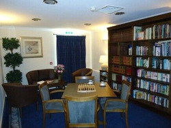 Lovely Flat in Monmouth for over 55's thumb 7
