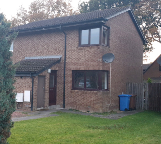 Semi Detached 2 Bedroom House with Driveway  0
