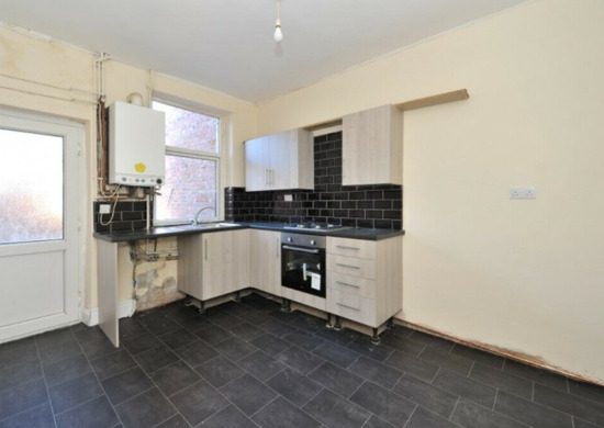 New! 2 Bed House to Let on Gray Terrace  0