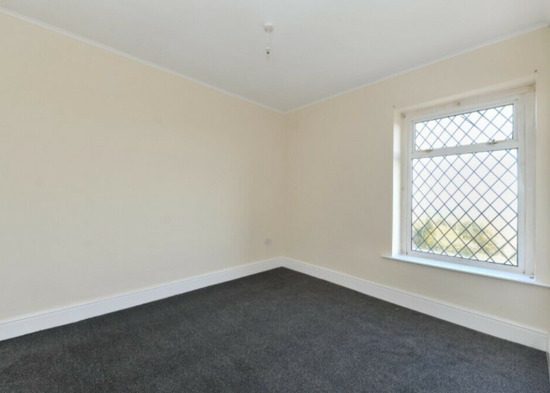 New! 2 Bed House to Let on Gray Terrace  2