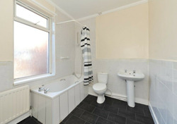 New! 2 Bed House to Let on Gray Terrace thumb 5