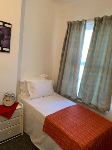 Single and Double Rooms to Rent