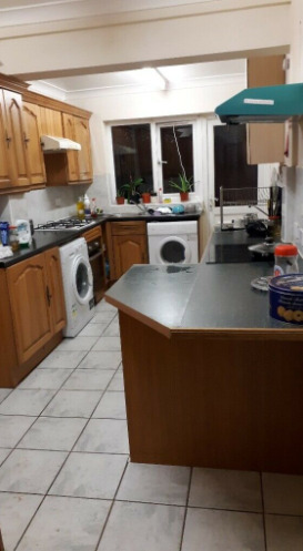 £600 Large Double Room  3