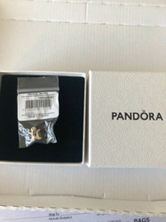 BNWT Genuine Pandora Gingerbread Man Charm thumb-48864