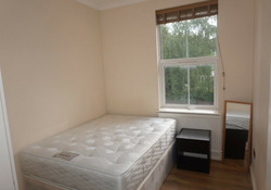 Beautiful Two-Bedroom Flat to Rent thumb-48896