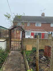 3 Bed Semi Detached House in Evesham thumb-49134