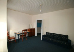 Impressive 3 Bedrooms First Floor Flat Available to Rent thumb-49340