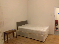 3 Bedroom Flat in Westend thumb-49470