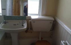 One Bed Flat in Hounslow thumb 6