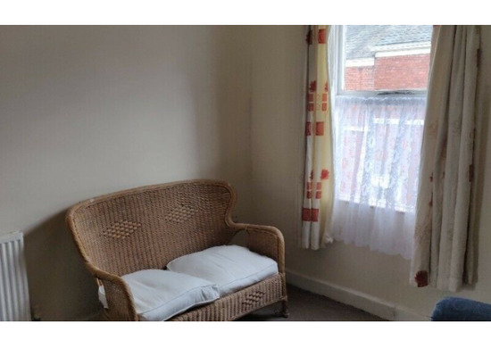 1 Bed Flat Central Preston to Rent  1