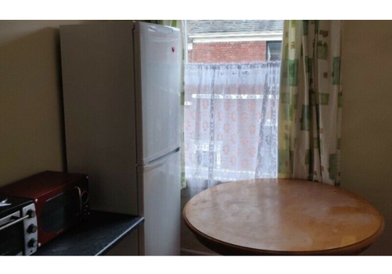 1 Bed Flat Central Preston to Rent  6
