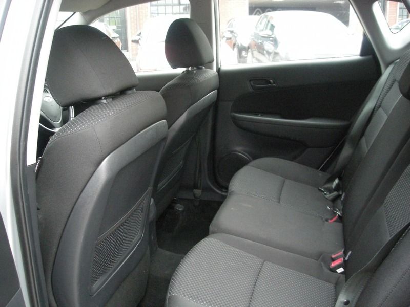  2011 Hyundai I30 1.6 CRDI  8