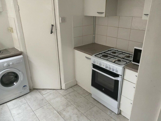 A Large Room for Rent  3