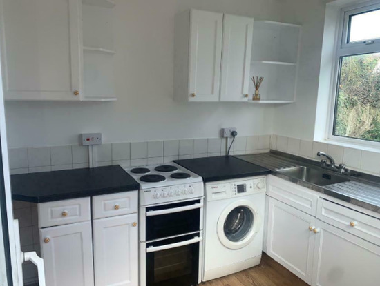 3 - 4 Bed House Available to Rent in Barnet  5