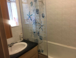 Spacious Double Room to Rent in Clapham thumb-50201