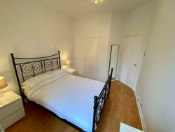 Charming Second Floor One-Bedroom Flat